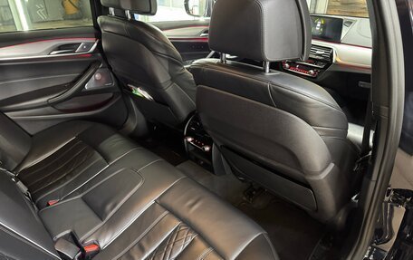 BMW 5 серия, 2018 год, 5 500 000 рублей, 11 фотография