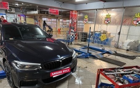 BMW 5 серия, 2018 год, 5 500 000 рублей, 24 фотография