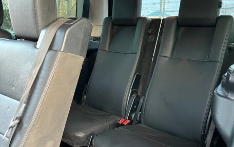 Land Rover Discovery III, 2008 год, 1 200 000 рублей, 25 фотография