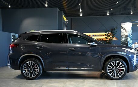 CheryExeed TXL, 2024 год, 3 880 000 рублей, 4 фотография