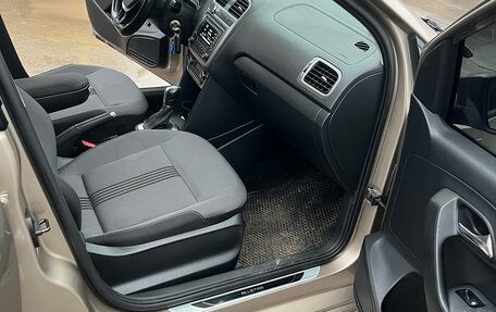 Volkswagen Polo VI (EU Market), 2016 год, 1 100 000 рублей, 11 фотография