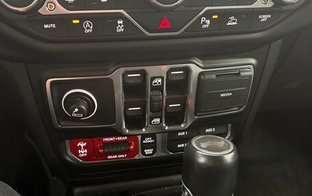 Jeep Wrangler, 2021 год, 6 800 000 рублей, 5 фотография