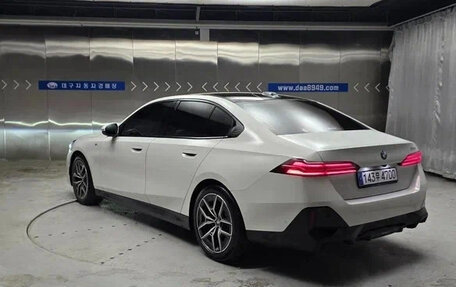 BMW 5 серия, 2024 год, 6 фотография