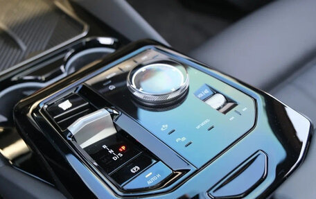 BMW 5 серия, 2024 год, 16 фотография