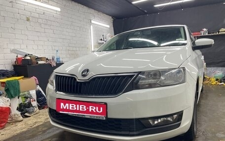 Skoda Rapid I, 2017 год, 1 210 000 рублей, 2 фотография