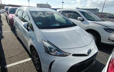 Toyota Prius Alpha I (ZVW40/41), 2015 год, 1 470 000 рублей, 7 фотография