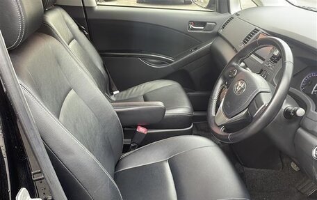 Toyota ISis I, 2016 год, 964 000 рублей, 9 фотография