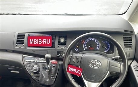 Toyota ISis I, 2016 год, 964 000 рублей, 10 фотография