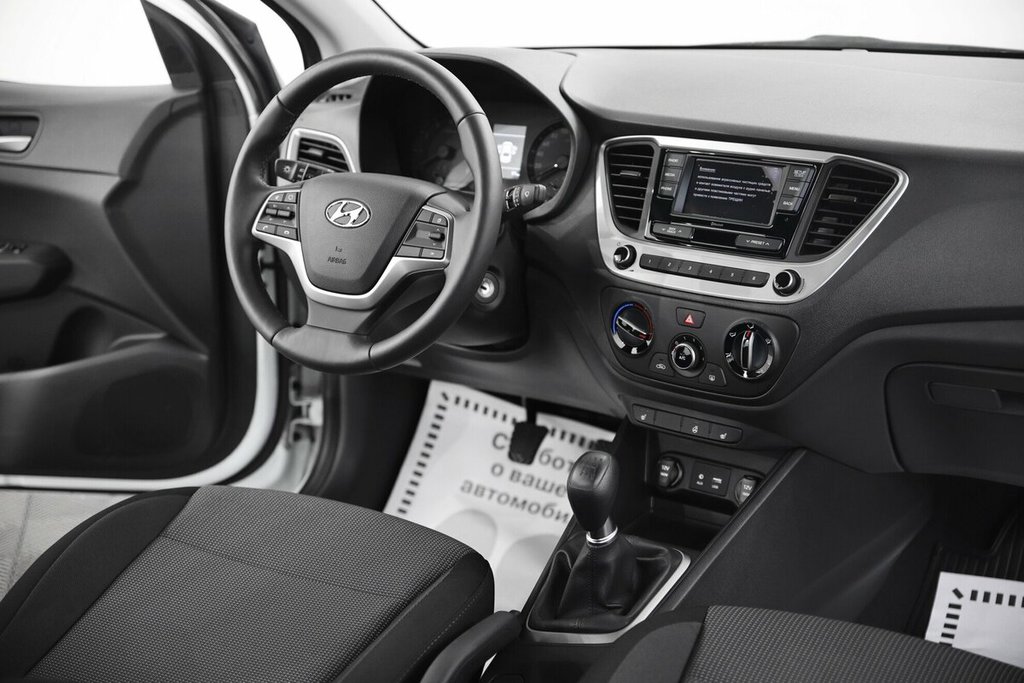 Hyundai Solaris II, 2019 год, 240 000 рублей, 10 фотография