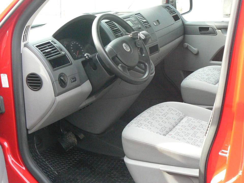 Volkswagen Caravelle T5, 2008 год, 230 000 рублей, 4 фотография