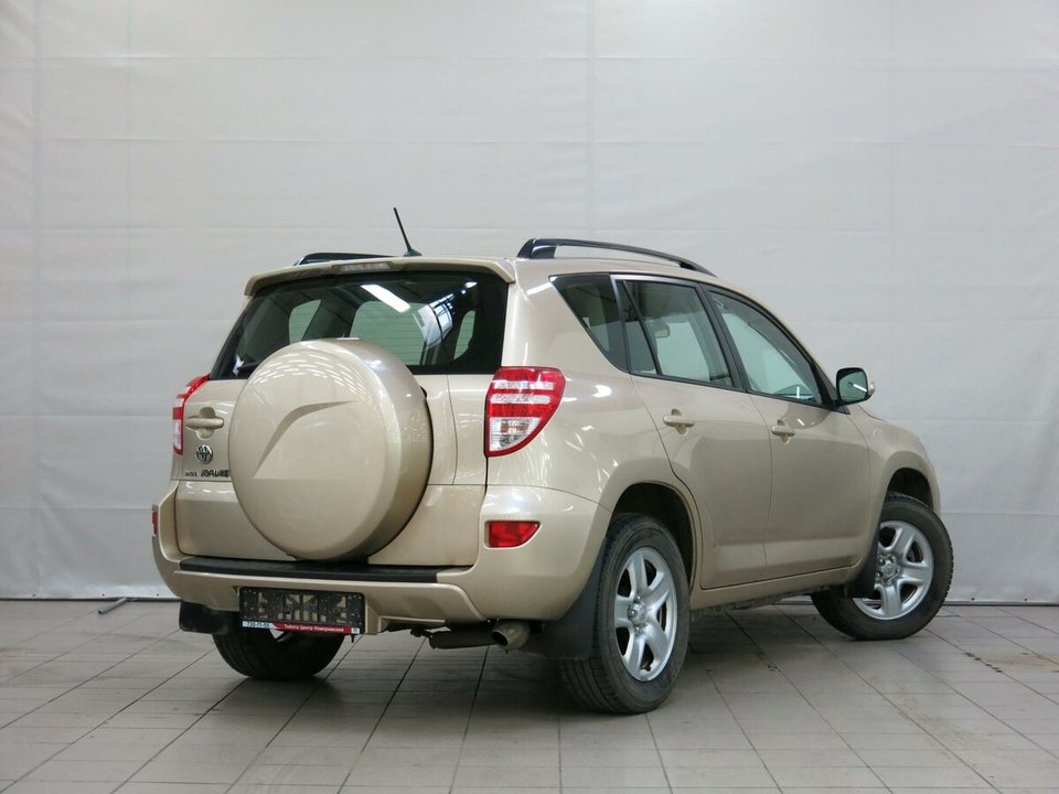 Toyota RAV4 CA30 рестайлинг, 2011 год, 290 000 рублей, 4 фотография