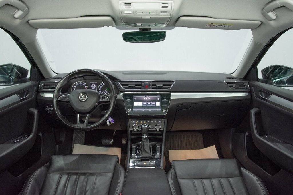 Skoda Superb III, 2018 год, 350 000 рублей, 6 фотография