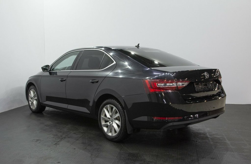 Skoda Superb III, 2018 год, 350 000 рублей, 8 фотография