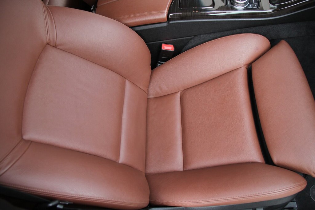 BMW 5 серия F10, F11, F07 рестайлинг, 2013 год, 560 000 рублей, 9 фотография