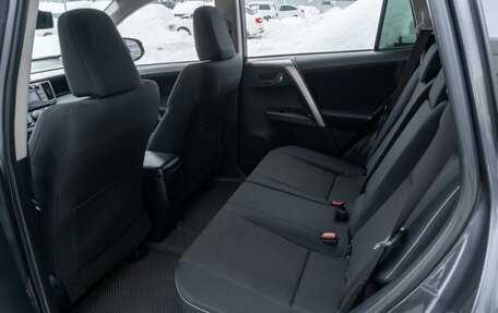 Toyota RAV4, 2015 год, 2 099 000 рублей, 11 фотография