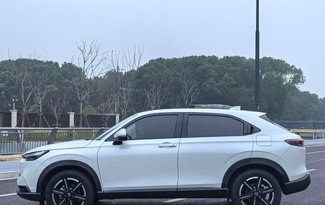 Honda Vezel, 2023 год, 2 034 000 рублей, 5 фотография