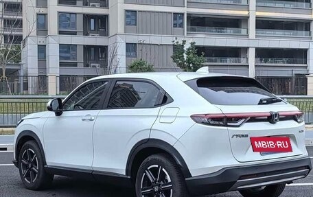 Honda Vezel, 2023 год, 2 034 000 рублей, 6 фотография