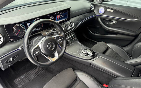 Mercedes-Benz E-Класс, 2018 год, 3 900 000 рублей, 33 фотография