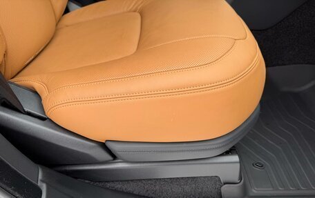 Land Rover Range Rover IV рестайлинг, 2020 год, 10 700 000 рублей, 26 фотография