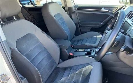 Volkswagen Golf VII, 2015 год, 1 030 030 рублей, 8 фотография