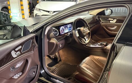 Mercedes-Benz CLS, 2018 год, 5 200 000 рублей, 5 фотография