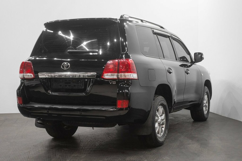 Toyota Land Cruiser 200, 2011 год, 800 000 рублей, 2 фотография