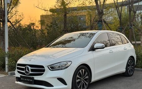 Mercedes-Benz B-Класс, 2022 год, 2 000 000 рублей, 1 фотография