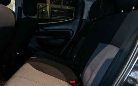 Mitsubishi L200 IV рестайлинг, 2019 год, 2 050 000 рублей, 8 фотография