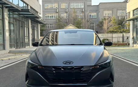 Hyundai Elantra, 2022 год, 1 300 008 рублей, 2 фотография