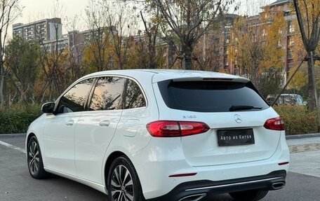 Mercedes-Benz B-Класс, 2022 год, 2 000 000 рублей, 6 фотография