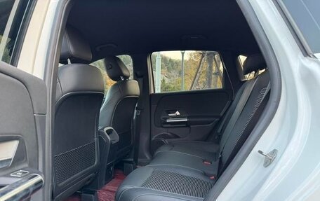 Mercedes-Benz B-Класс, 2022 год, 2 000 000 рублей, 14 фотография