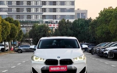 BMW X2, 2022 год, 1 690 000 рублей, 2 фотография