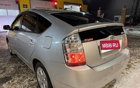 Toyota Prius, 2009 год, 650 000 рублей, 5 фотография