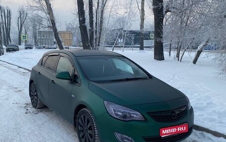Opel Astra J, 2012 год, 888 000 рублей, 1 фотография
