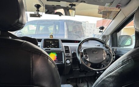 Toyota Prius, 2009 год, 650 000 рублей, 23 фотография