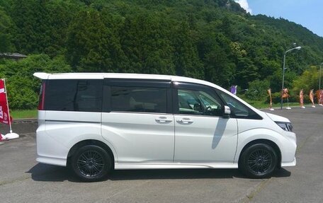 Honda Stepwgn IV, 2021 год, 2 220 444 рублей, 4 фотография