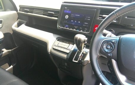 Honda Stepwgn IV, 2021 год, 2 220 444 рублей, 9 фотография