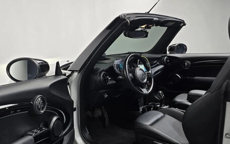 MINI Cabrio, 2023 год, 2 100 000 рублей, 4 фотография