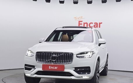 Volvo XC90 II рестайлинг, 2025 год, 8 208 100 рублей, 2 фотография
