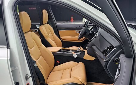 Volvo XC90 II рестайлинг, 2025 год, 8 208 100 рублей, 16 фотография