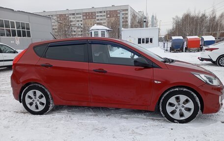 Hyundai Solaris II рестайлинг, 2014 год, 850 000 рублей, 2 фотография