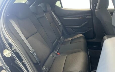 Mazda 3, 2022 год, 1 580 444 рублей, 27 фотография