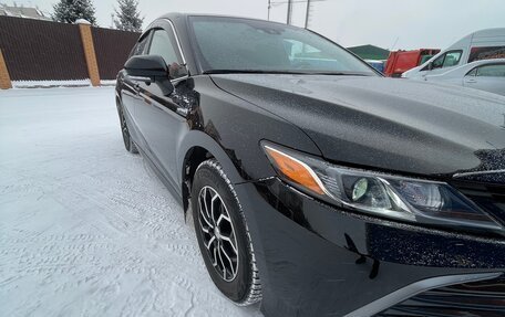 Toyota Camry, 2020 год, 2 850 000 рублей, 11 фотография