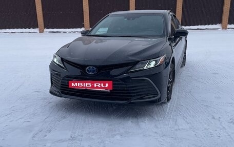 Toyota Camry, 2020 год, 2 850 000 рублей, 3 фотография