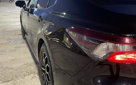 Toyota Camry, 2020 год, 2 850 000 рублей, 21 фотография