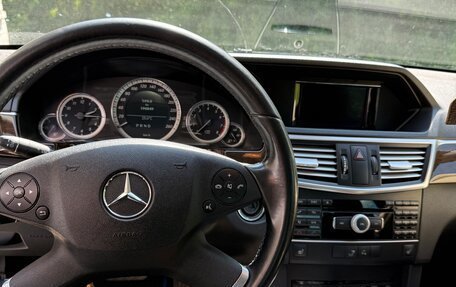 Mercedes-Benz E-Класс, 2011 год, 1 590 000 рублей, 6 фотография