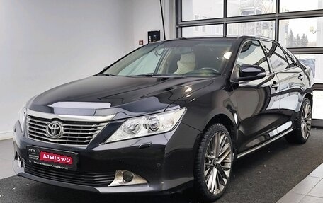 Toyota Camry, 2013 год, 2 149 000 рублей, 1 фотография