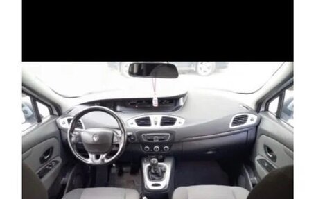 Renault Scenic III, 2010 год, 700 000 рублей, 9 фотография