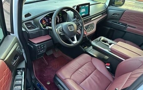 Honda Elysion, 2024 год, 8 фотография