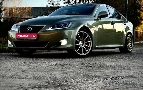 Lexus IS II рестайлинг 2, 2005 год, 1 300 000 рублей, 1 фотография